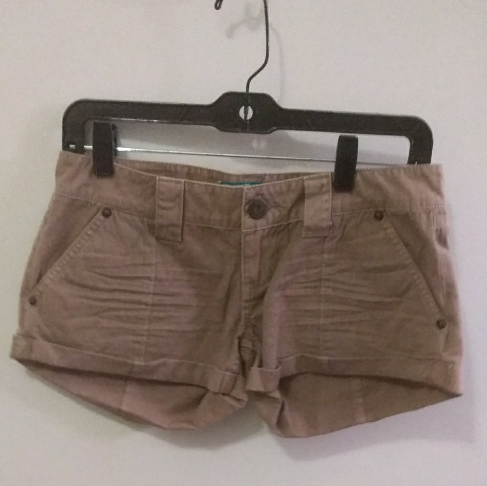 Tan cargo shorts (top sold separately)